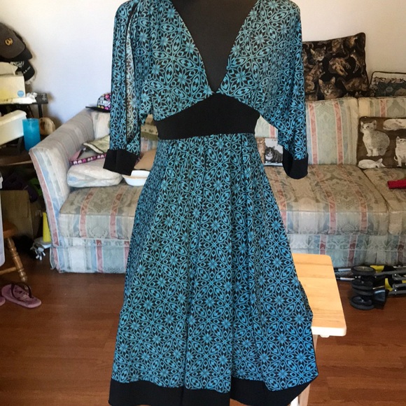 EUC Dress size M - Picture 1 of 5